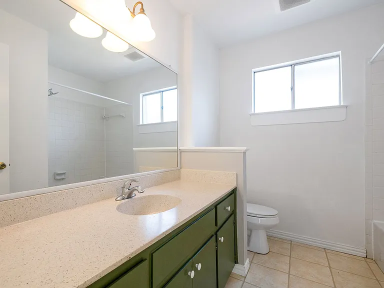 2201 Singletree Ave — Photo 18