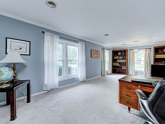 4th image of 9225 Brantford Ct