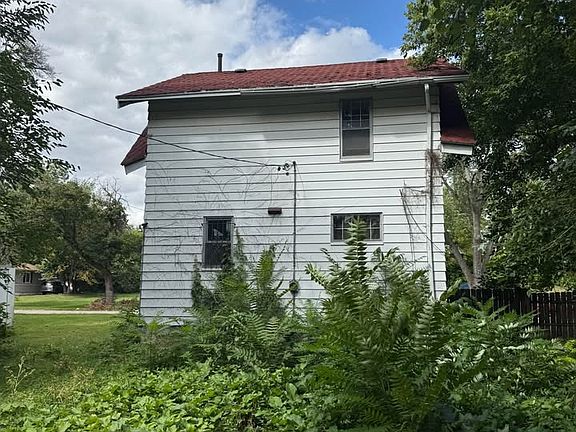 4th image of 523 Grace St