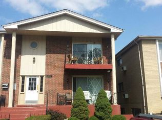 11170 S Columbus Dr APT 2N, Worth, IL 60482