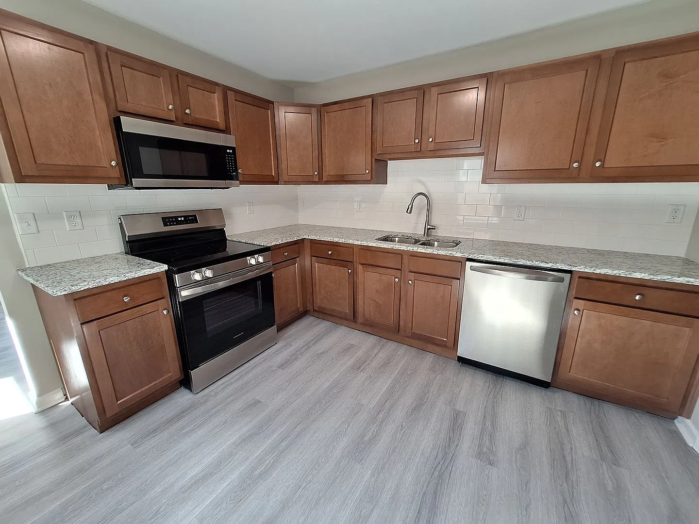 55 Phelps Circle, Hampton, VA 23663 — Photo 4