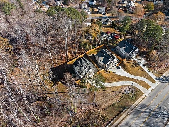 5th image of 658 Rockbridge Rd