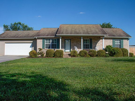 2nd image of 1065 Towns View Dr