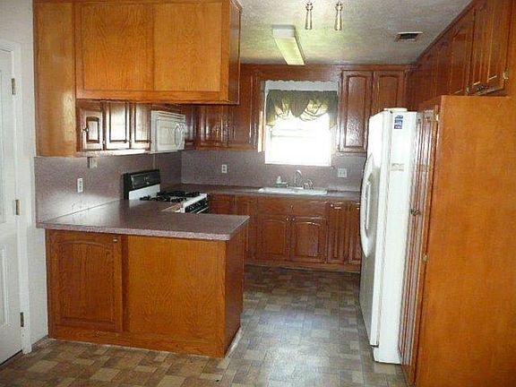2nd image of 2619 Scotswood Dr