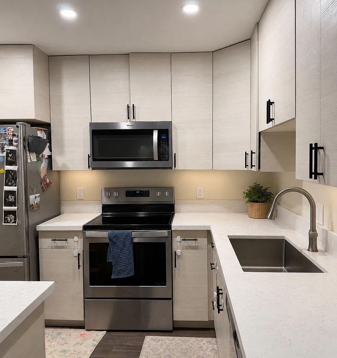 2 bed, 839 sqft, $2,850 — Photo 1