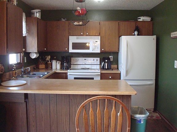 2nd image of 2144 5th Ave E