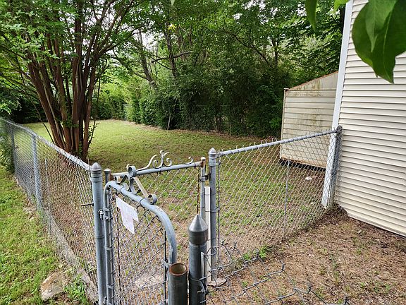 5th image of 8936 San Benito Way