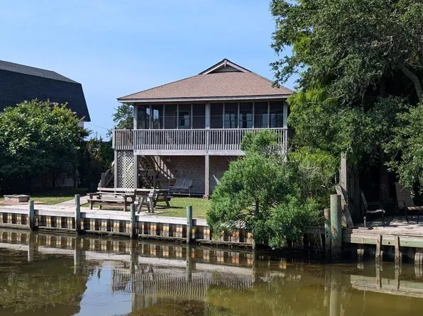 52 Fish Camp Ln Lot 94& P95, Ocracoke, NC 27960