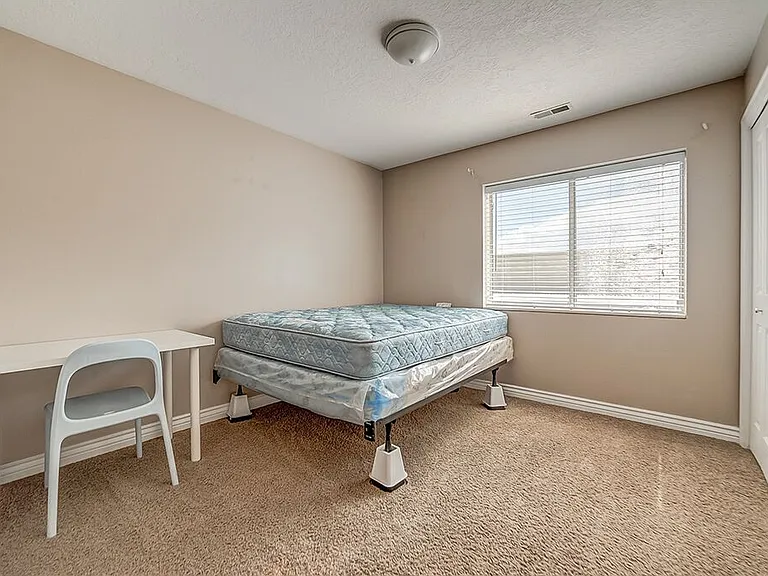1547 N Riverside Ave #53 — Photo 6