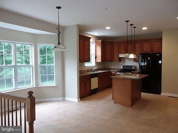 4th image of 11406 Fort Saratoga Ct