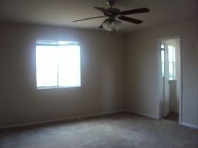 2nd image of 106 Avershire Ln