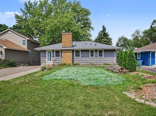 2733 Parkview Blvd, Robbinsdale, MN 55422