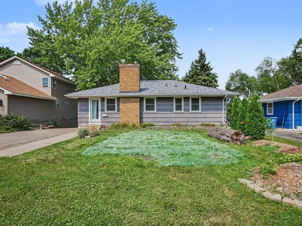 2733 Parkview Blvd, Robbinsdale, MN 55422