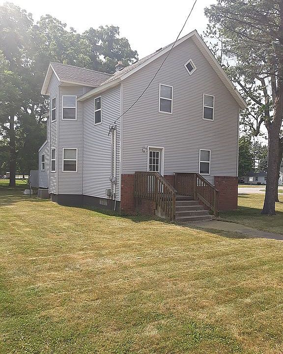 1st image of 304 S Kouts St #304