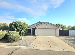 1111 E Chelsea Dr, San Tan Valley, AZ 85140