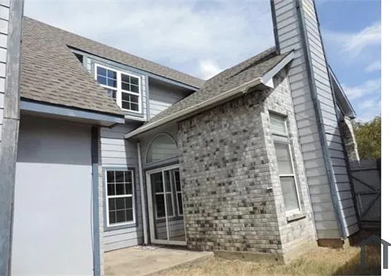 3 bed, 1500 sqft, $2,500 — Photo 4