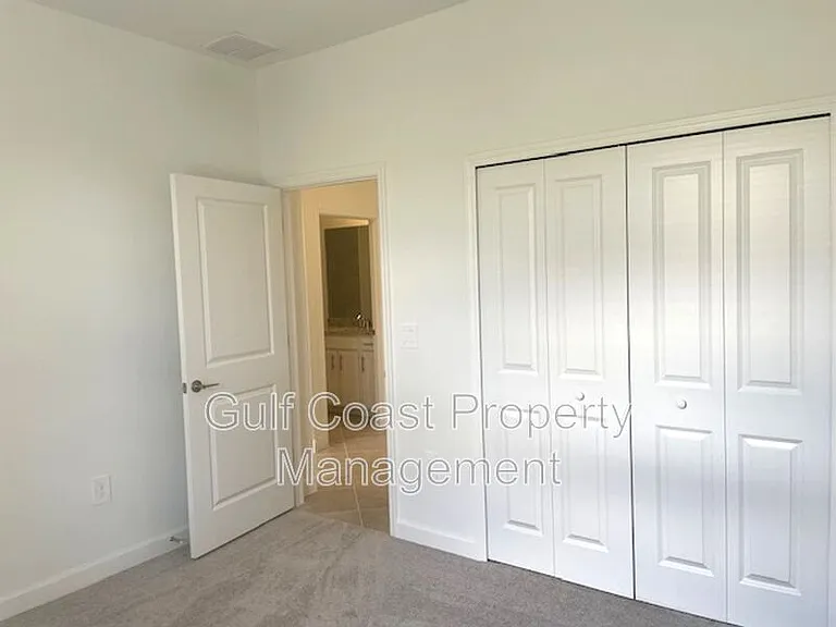 5316 Crystal Harbor Cv — Photo 22