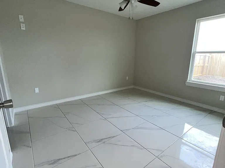 685 Seminole Ln #AB — Photo 10
