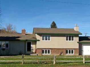 121 3rd Ave SW, Park City, MT 59063