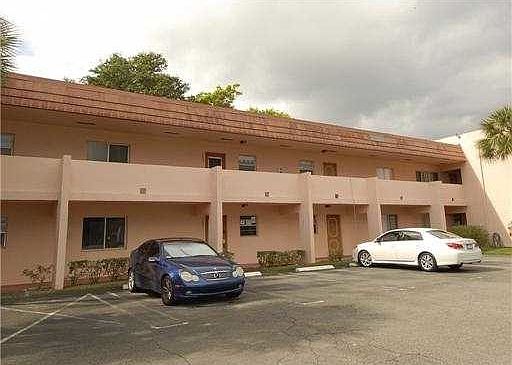 2nd image of 2828 Casita Way APT 209