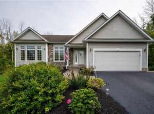 499 Peck Rd, Spencerport, NY 14559