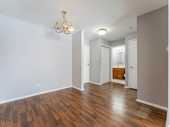 2nd image of 703 E Fullerton Ave APT 107