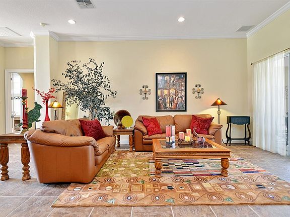 4th image of 1612 Glenwick Dr