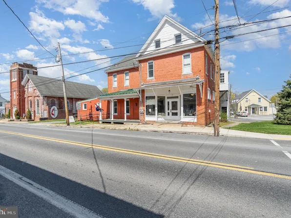 6 S Main St, Mont Alto, PA 17237