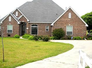 195 Audra Cir, Rhome, TX 76078