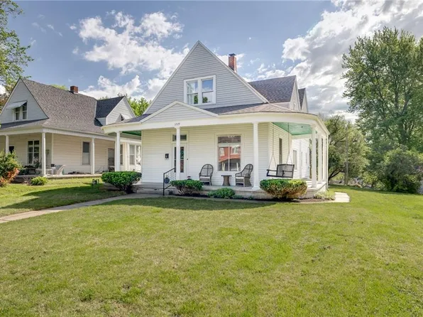 1729 S 20th St, Saint Joseph, MO 64507