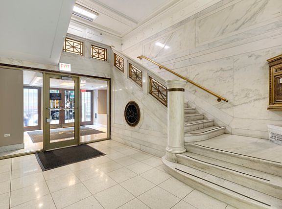 4th image of 5 N Wabash Ave APT 702