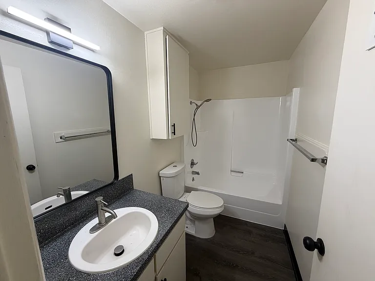 Forest Grove Apartments — Photo 17