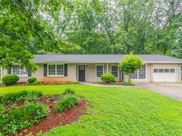 1496 Indian Forest Ct, Stone Mountain, GA 30083