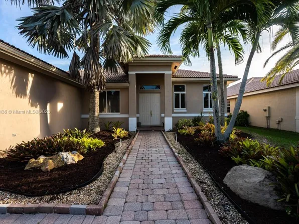 1737 Osprey Bnd, Weston, FL 33327