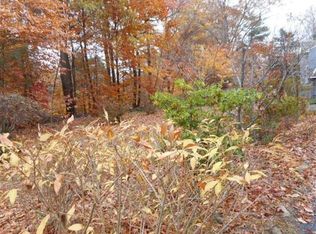 21 Black Pond Hill Rd, Norwell, MA 02061