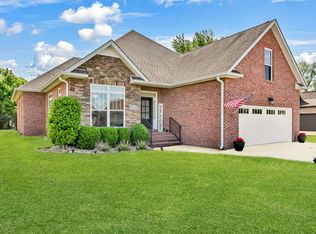 253 Dorchester Cir, Clarksville, TN 37043