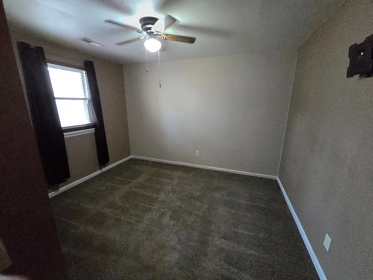 64 Tanbark Ct — Photo 8