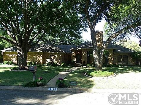 1st image of 3109 Old Orchard Ln