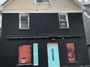 445 6th St, Niagara Falls, NY 14301