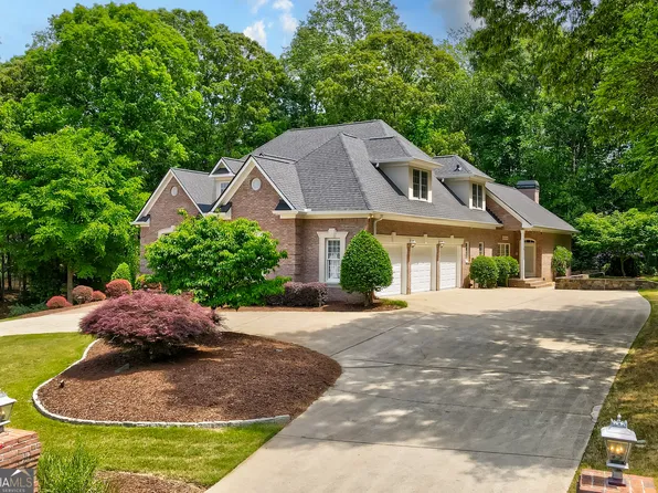 1975 Tee Dr, Braselton, GA 30517