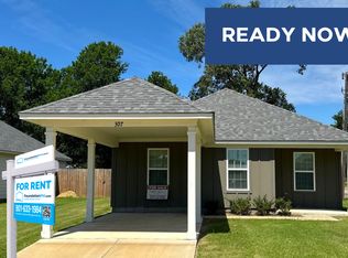 307 Chestnut Dr, West Memphis, AR 72301