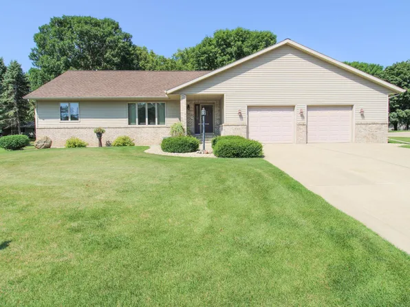261 Meadowlark Ln SW, Melrose, MN 56352