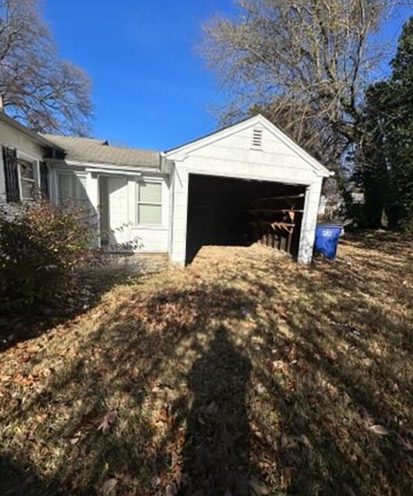 2927 Gilmer Ave, Winston Salem, NC 27105 Zillow