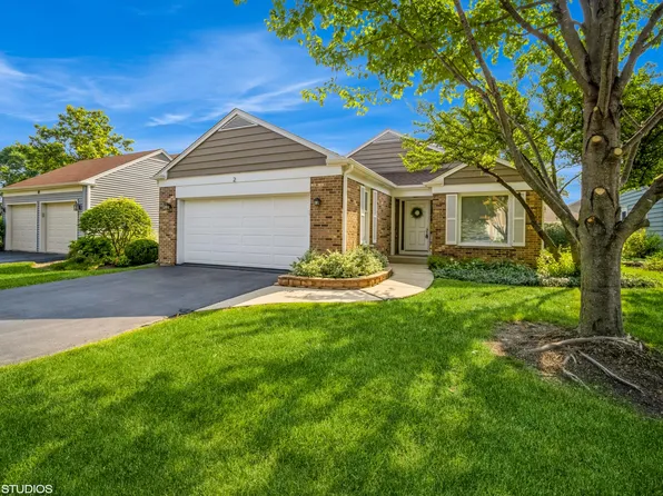 2 The Court Of Tyronwood, Northbrook, IL 60062