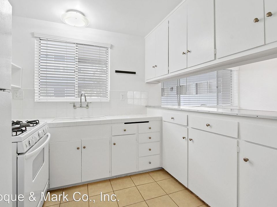 1st image of 303 California Ave #3