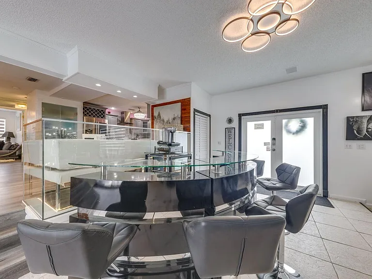 3609 SW 58th Ave — Photo 33