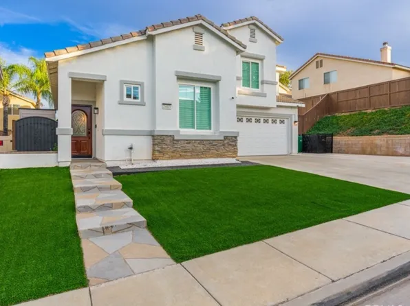 3403 Moonlight Ln, Corona, CA 92881