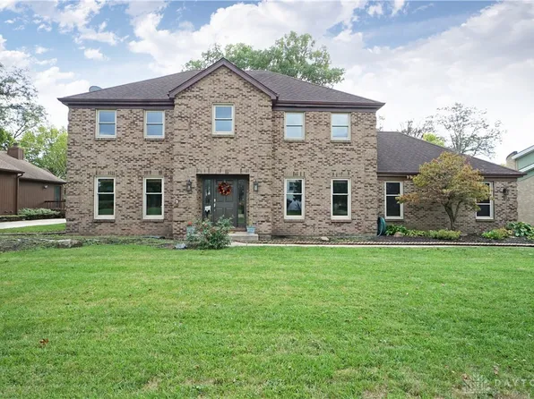 5393 Crossbridge Dr, West Chester, OH 45069
