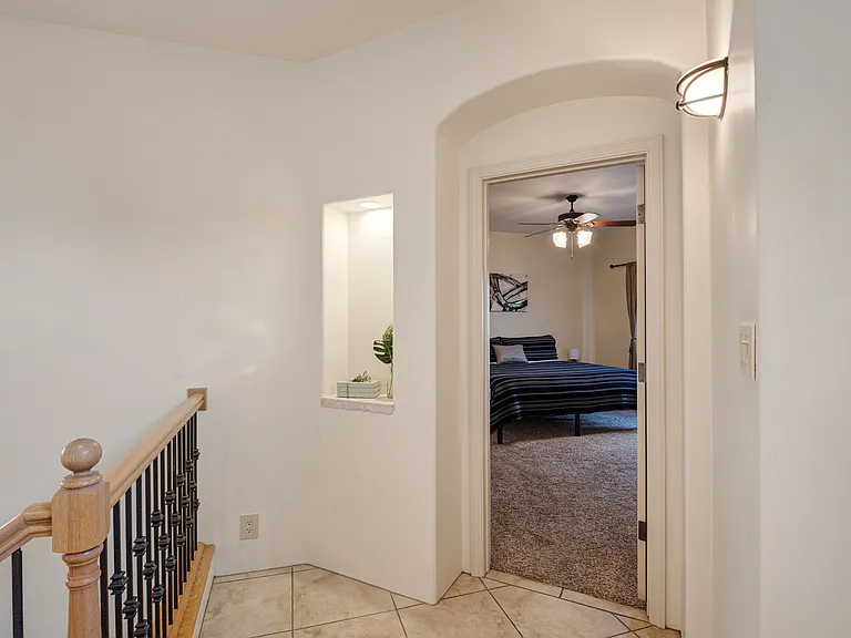 8860 Desert Fox Way NE — Photo 35