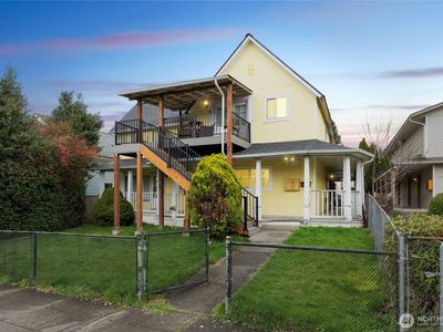 2011 Hoyt Avenue, Everett, WA, 98201